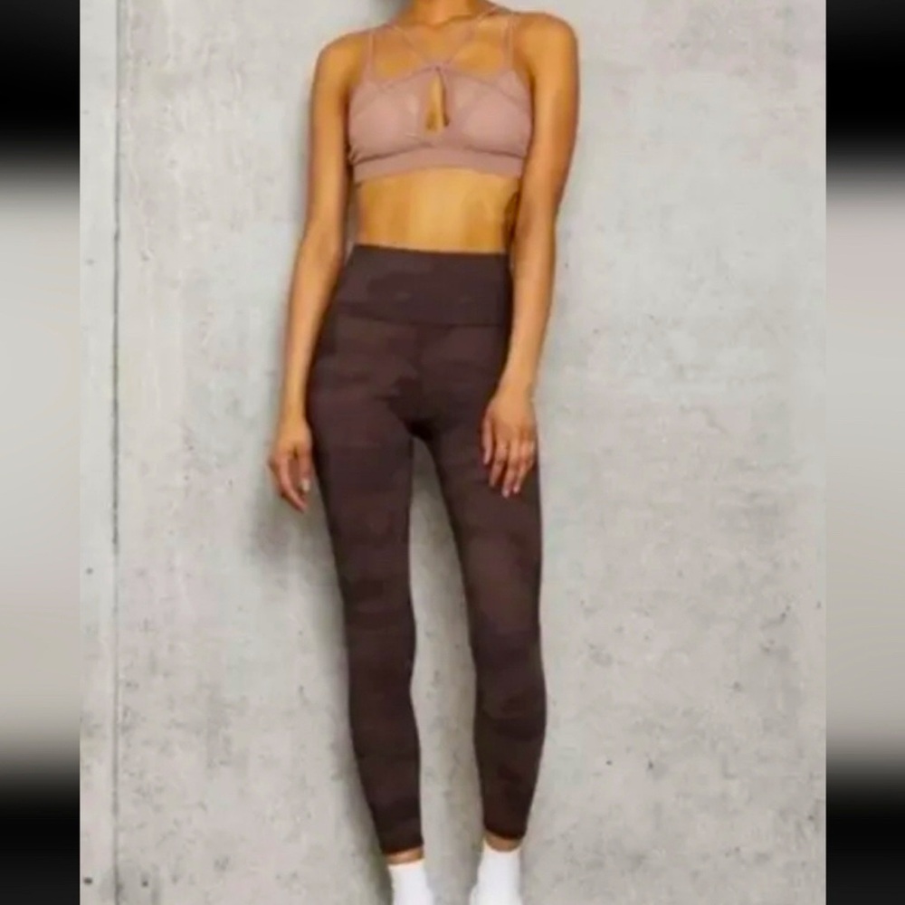 Alo Yoga Vapor Leggings Brown Coco Camo Print size S High Waist EOC